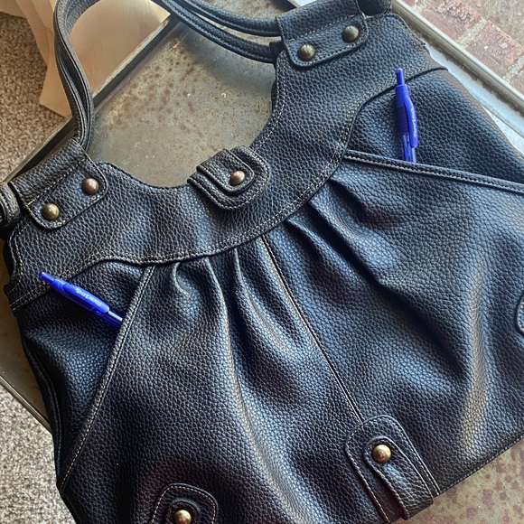 The Limited VTG Large Black Pebbled Leather Shoulder Bag  with Gold Accents - Picture 13 of 16